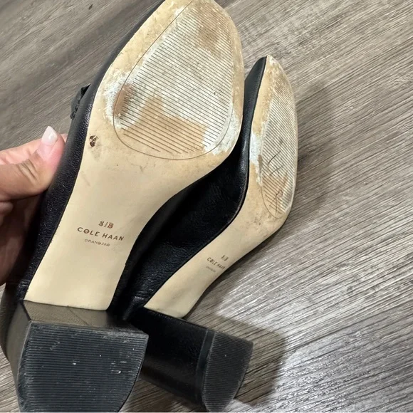 COLE HAAN
Chrystie Square Toe Chain Leather Loafer Pumps size 8.5 B - Picture 6 of 8